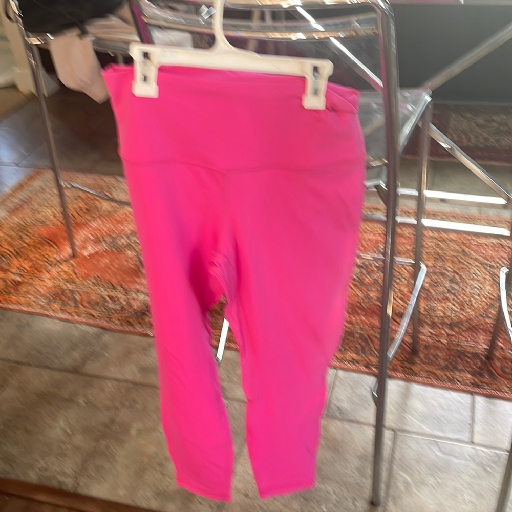 Lululemon new without tags pink leggings